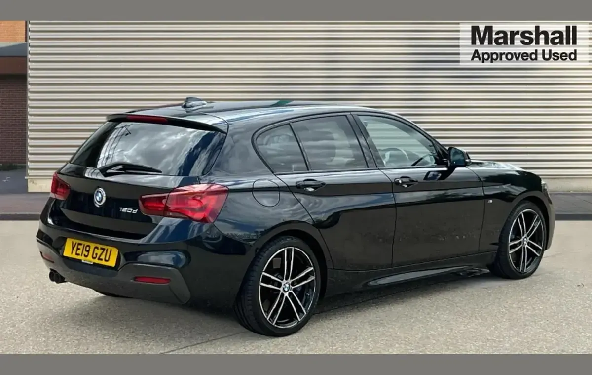 Used BMW 120 M Sport 190 HP (139 kW) 2019 Black Hatchback