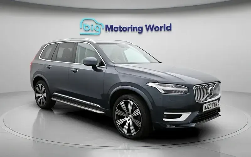 Used Volvo XC90 Inscription 235 HP (172 kW) 2020 Blue SUV