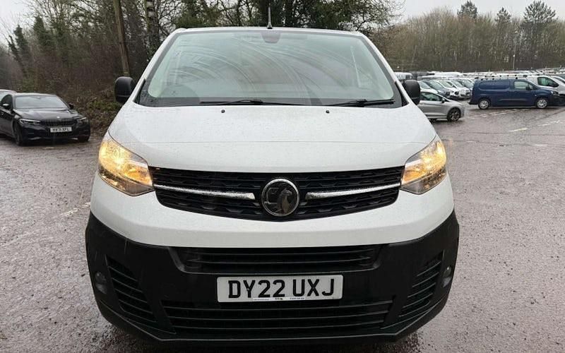Used Vauxhall Vivaro 101 HP (74 kW) 2022 MPV