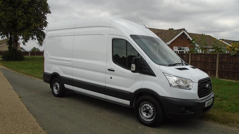 White Used 2014 Ford Transit Van | £9,450 (Good price) - Image 1/4