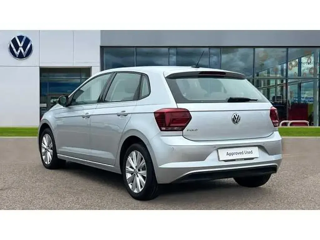 Used VW Polo SEL 115 HP (84 kW) 2019 Silver Hatchback