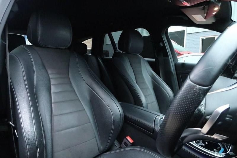 Used Mercedes E220 AMG line 194 HP (142 kW) 2017 Black Estate