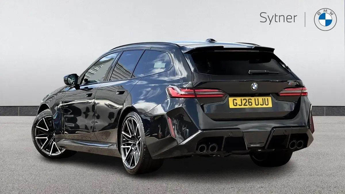 New BMW M5 Comfort Edition 717 HP (527 kW) 2026 Black Estate