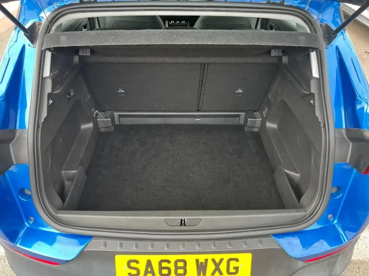 Used Vauxhall Grandland X S 128 HP (94 kW) 2018 Blue SUV