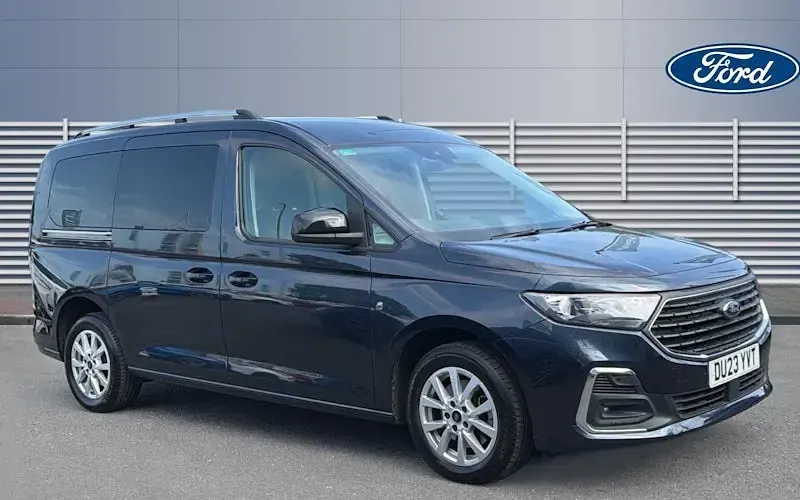 Used Ford Tourneo Connect Titanium 122 HP (89 kW) 2023 MPV