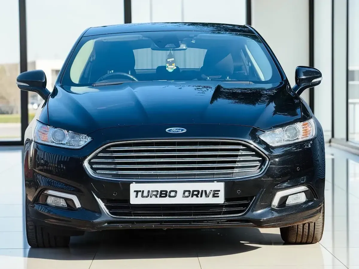 Used Ford Mondeo Titanium 180 HP (132 kW) 2017 Black Hatchback