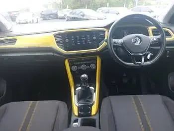 Used VW T-Roc Design 150 HP (110 kW) 2018 Yellow SUV