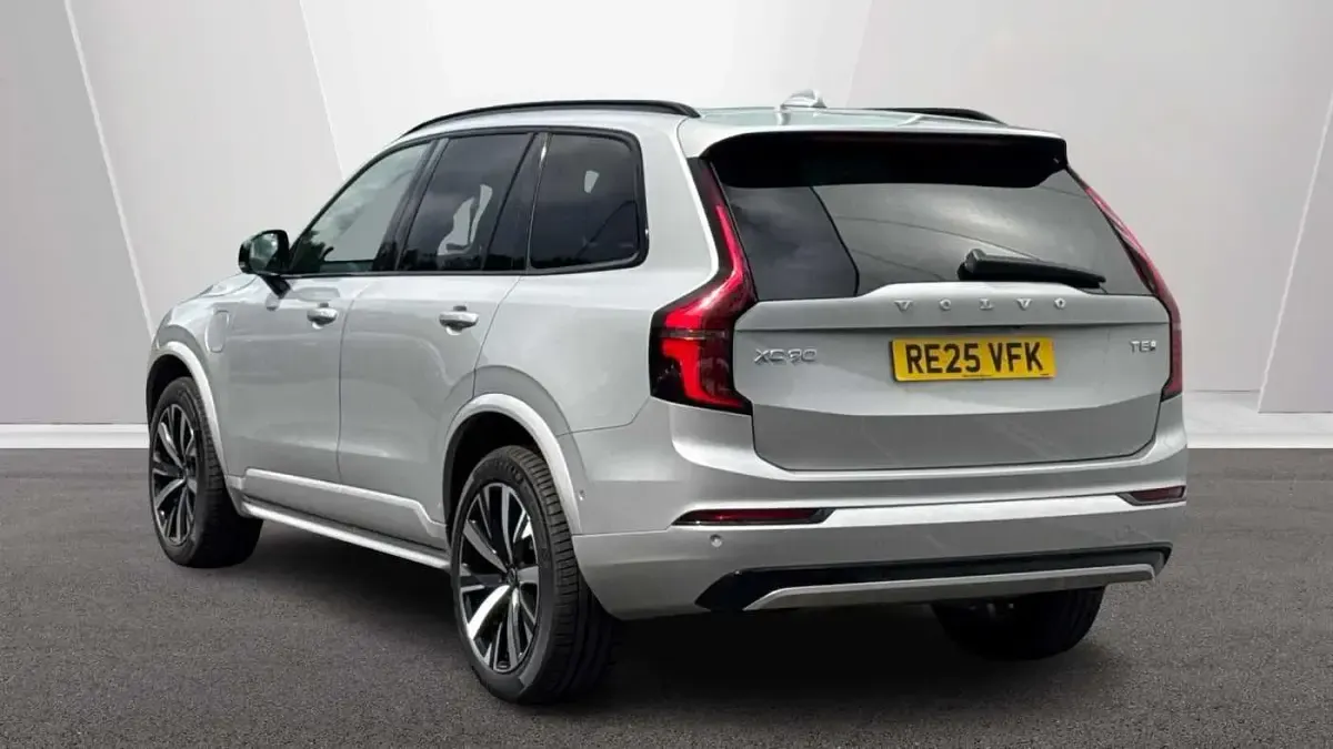 Used Volvo XC90 Plus 455 HP (334 kW) 2025 Silver SUV