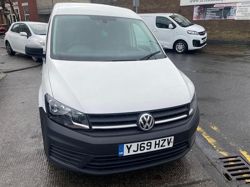 Used VW Caddy Startline 102 HP (75 kW) 2019 White MPV