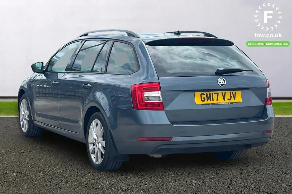 Used Skoda Octavia SE L 150 HP (110 kW) 2017 Grey Estate