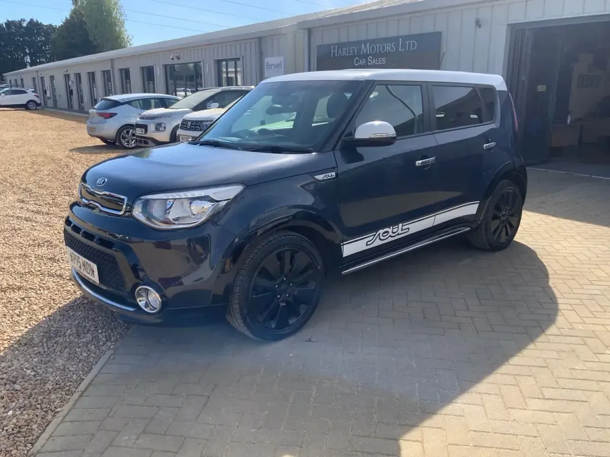Used Kia Soul 126 HP (92 kW) 2015 Blue SUV