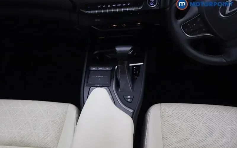 Used Lexus UX 184 HP (135 kW) 2022 Blue SUV