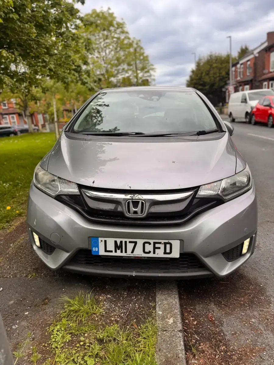 Used Honda Jazz SE 102 HP (75 kW) 2017 Silver Hatchback
