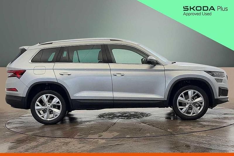 Used Skoda Kodiaq SE L Executive 110 HP (80 kW) 2024 Brilliant silver metallic SUV