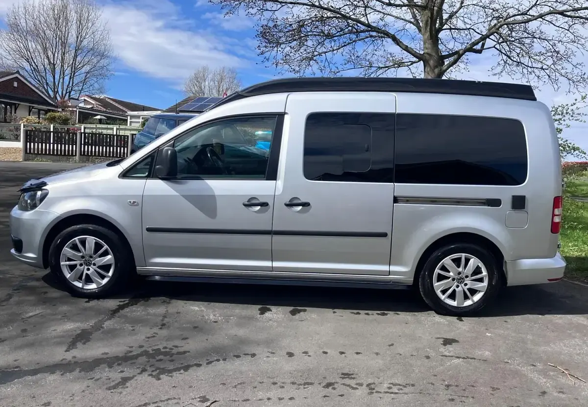 Used VW Caddy Startline 102 HP (75 kW) 2015 Silver MPV