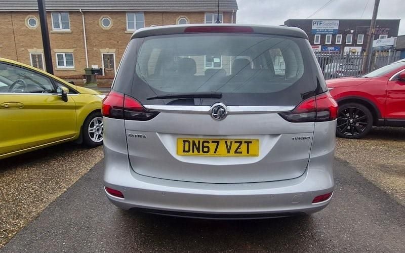 Used Vauxhall Zafira Tourer Design Edition 140 HP (102 kW) 2018 MPV