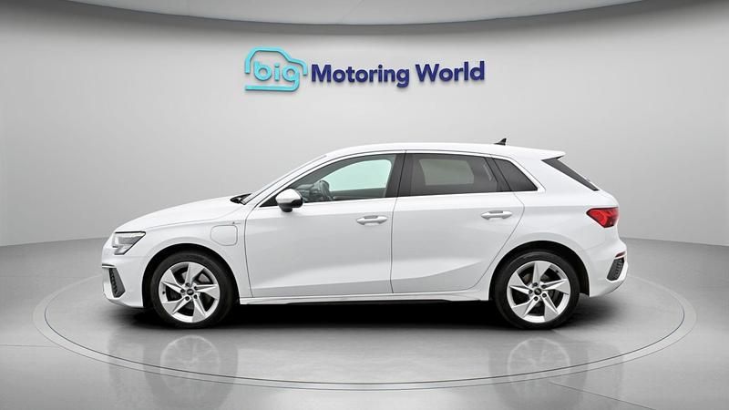 Used Audi A3 Sportback e-tron S-Line 201 HP (147 kW) 2023 Hatchback