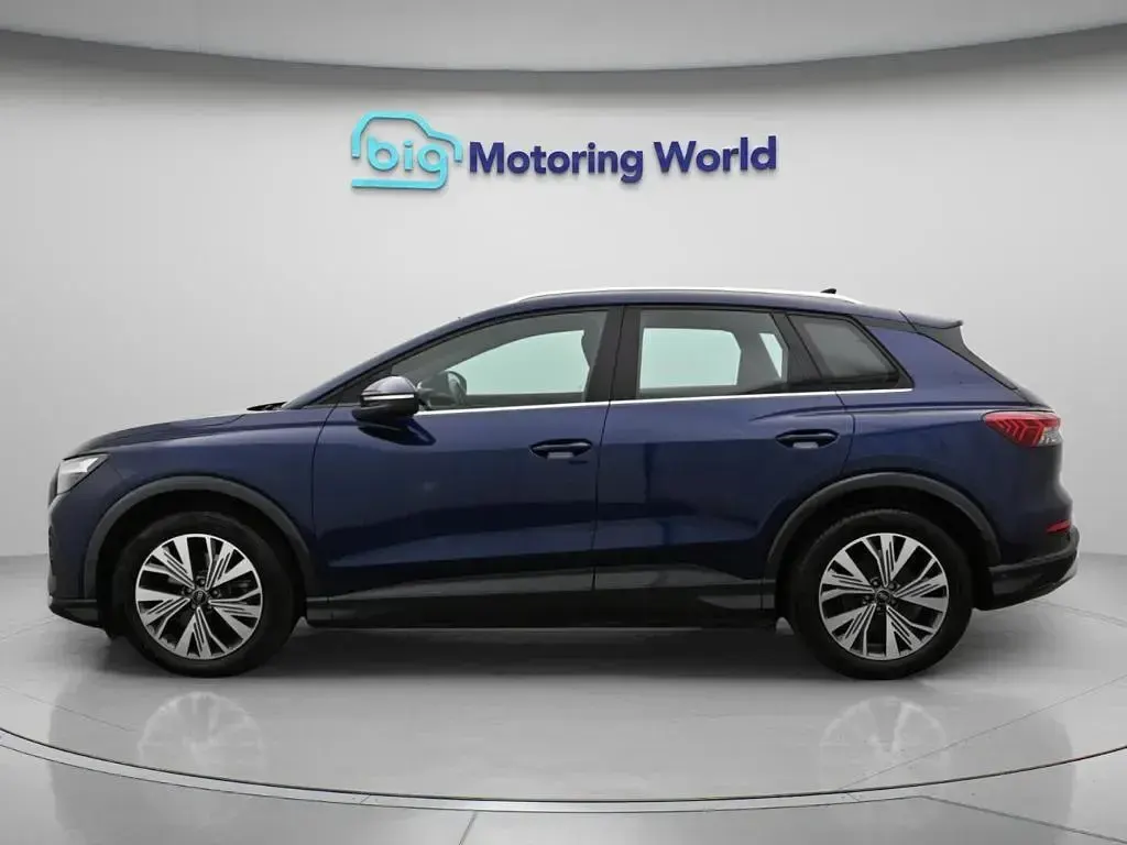 Used Audi Q4 e-tron Sport 125 kW (170 HP) 2023 Blue SUV