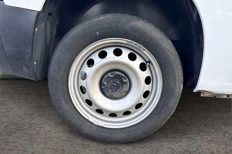 Usado Citroën Berlingo 100 HP (73 kW) 2023 Branco Monovolume