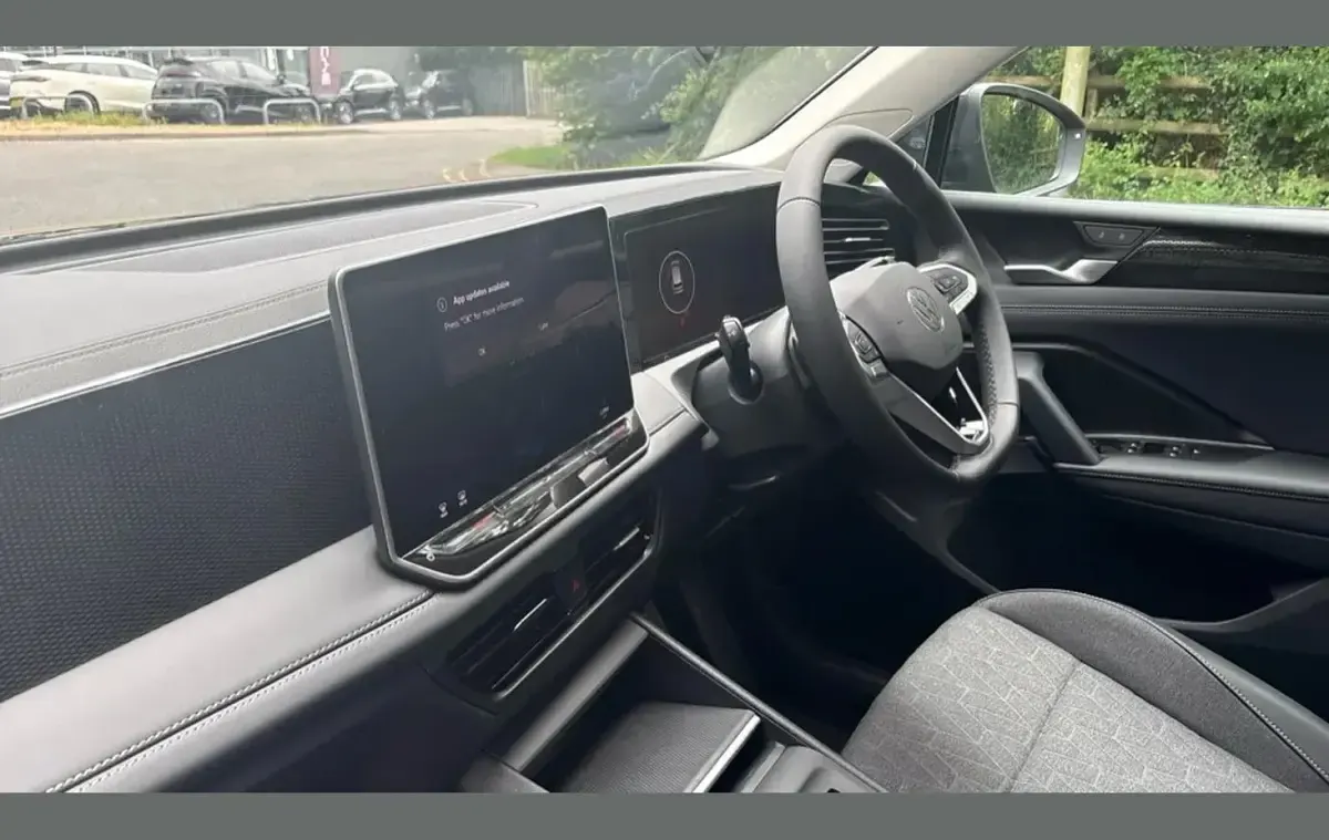New VW Tiguan Life 128 HP (94 kW) 2026 Grey SUV