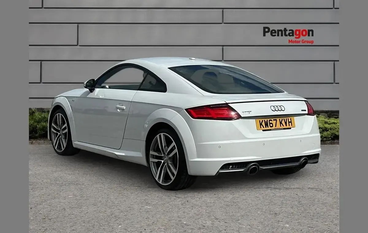 Used Audi TT S-Line 226 HP (166 kW) 2018 White Coupe