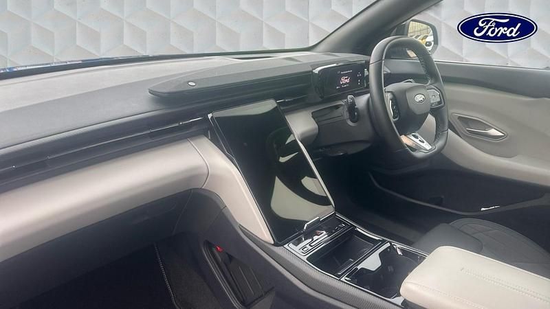 Used Ford Capri Extended Range 210 kW (286 HP) 2025 Blue my mind SUV