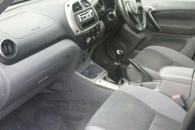 Used Toyota RAV4 147 HP (108 kW) 2003 SUV