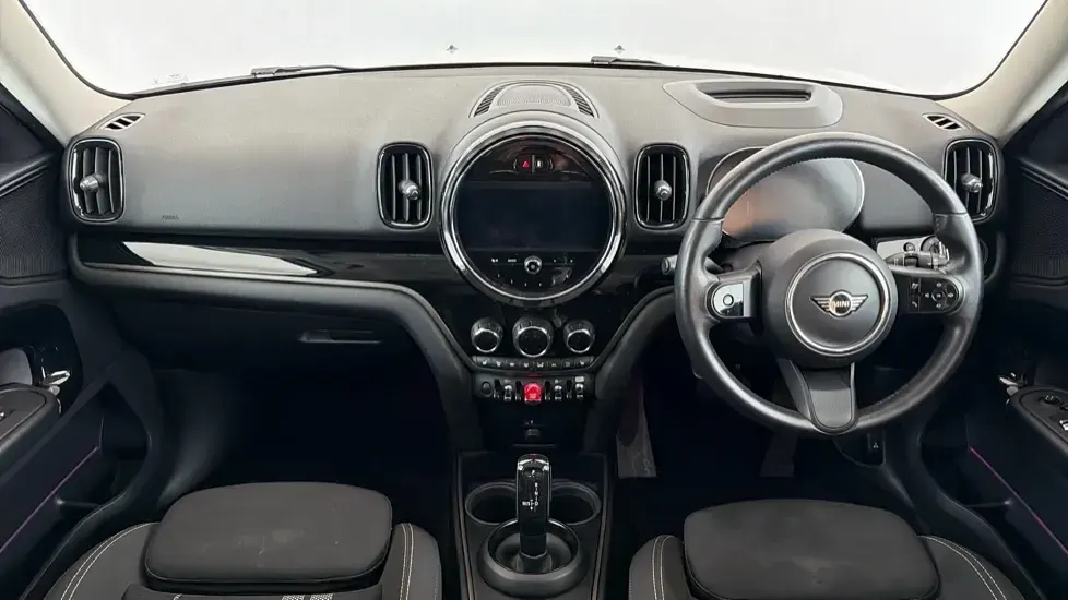 Usado Mini Cooper S Countryman Classic 176 CV (129 kW) 2021 Plateado SUV