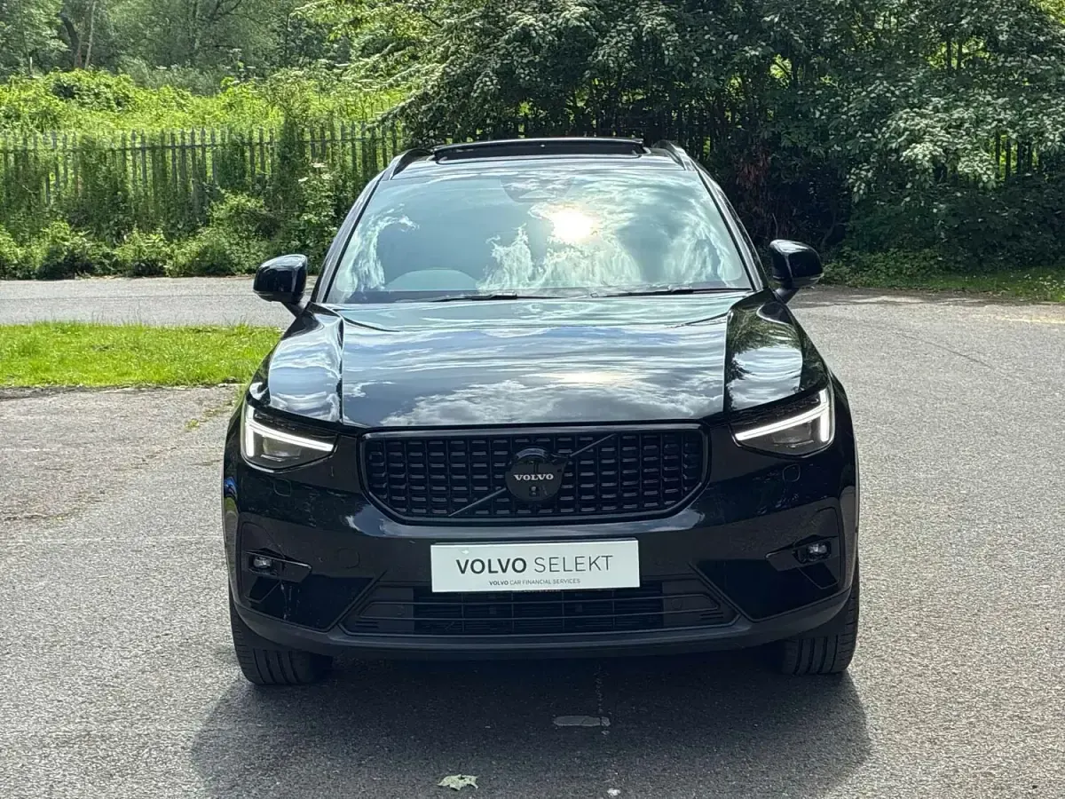 Used Volvo XC40 Ultra 2025 Black SUV