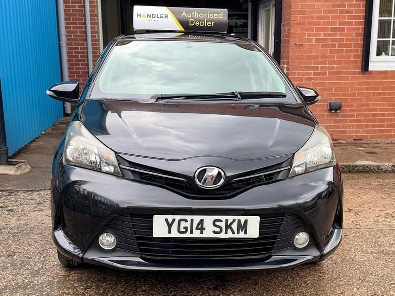 Used Toyota Vitz 2014 Black Hatchback