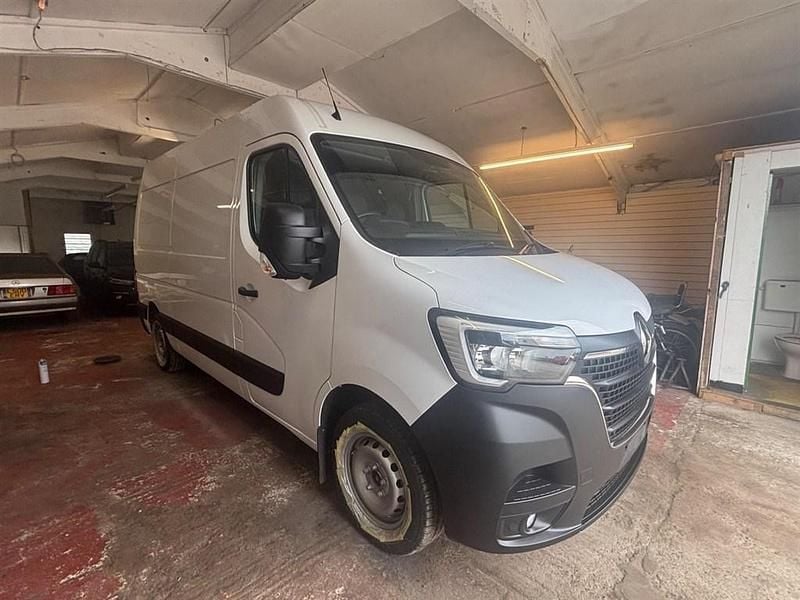 White Used 2020 Renault Master Business Van | £11,995 (Fair price) - Image 1/1