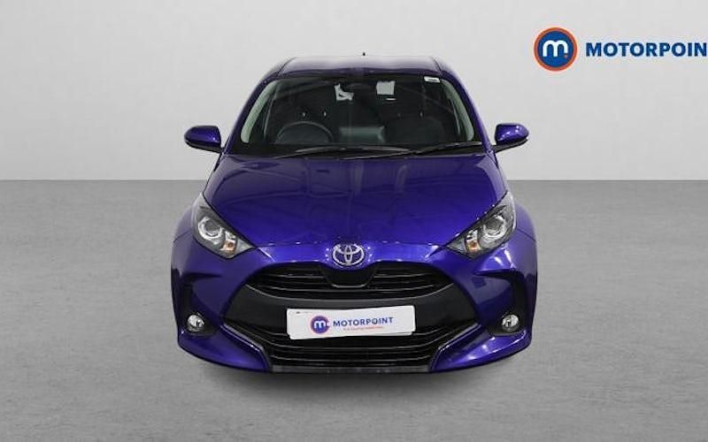 Used Toyota Yaris Hybrid 116 HP (85 kW) 2025 Blue Hatchback