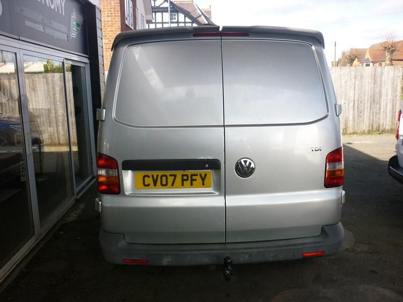 Used VW Transporter 102 HP (75 kW) 2007 Silver Van