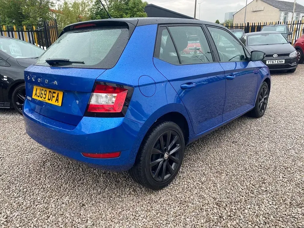 Używany Skoda Fabia Colour Edition 2020 Niebieski Hatchback