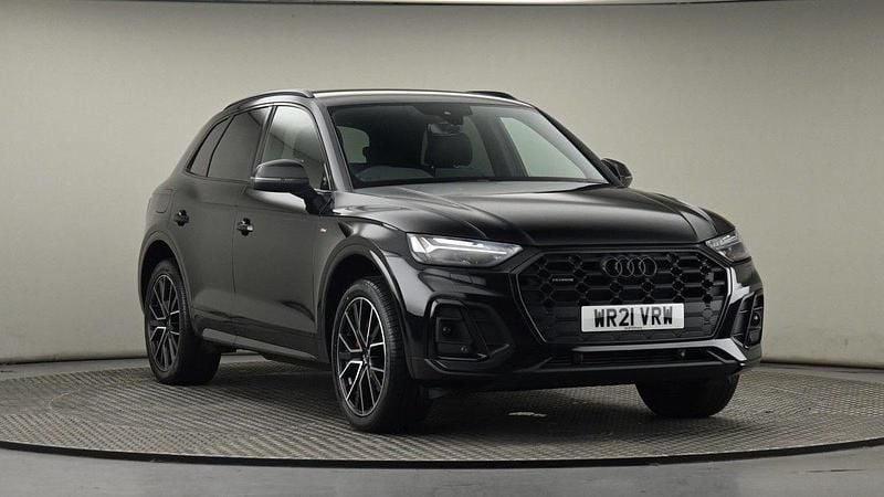 Myth black metallic Used 2021 Audi Q5 Comfort SUV | £32,500 (Fair price) - Image 1/4