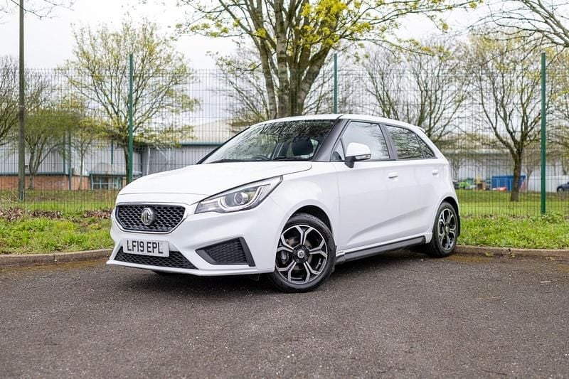 Used MG MG3 Excite 106 HP (77 kW) 2019 White Hatchback