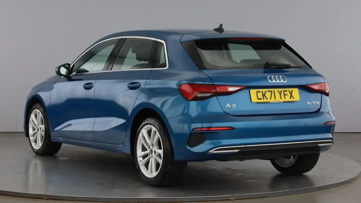 Used Audi A3 Sportback Sport 110 HP (80 kW) 2021 Atoll blue Hatchback