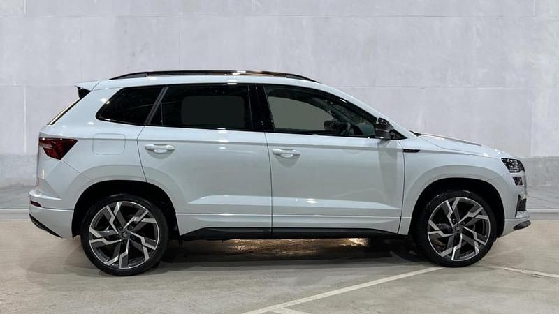 Used Skoda Karoq SportLine 150 HP (110 kW) 2025 Moon white SUV