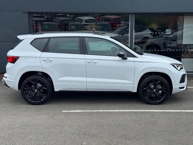 New Seat Ateca Black Edition 150 HP (110 kW) 2025 White SUV