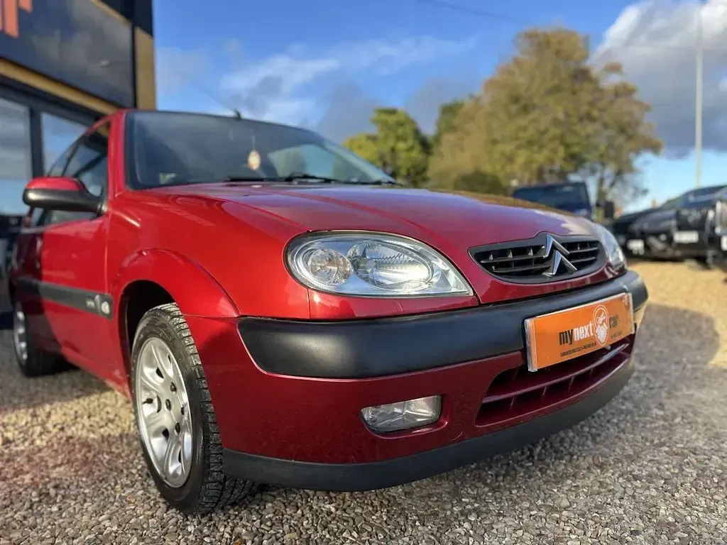 Used Citroën Saxo VTR Sport 100 HP (73 kW) 2003 Red Hatchback