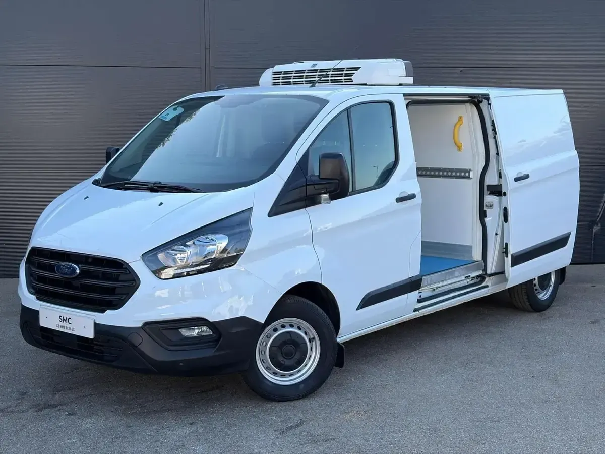 Used Ford Transit Custom 130 HP (95 kW) 2023 White Van