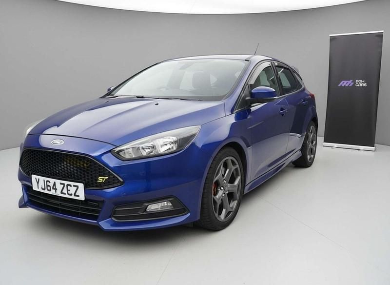 Used Ford Focus ST 250 HP (183 kW) 2015 Blue Hatchback