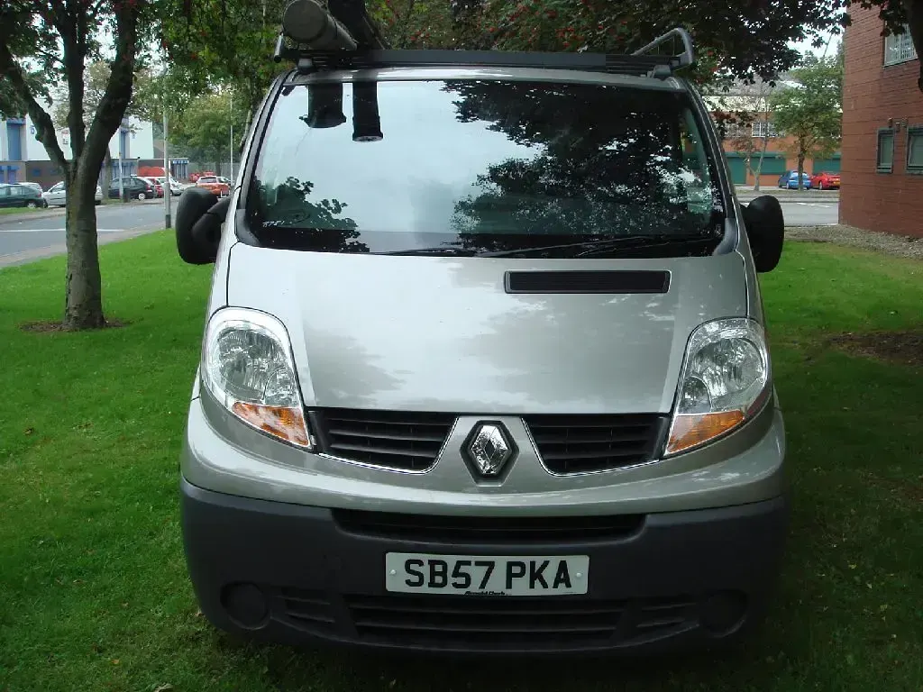 Used Renault Trafic 2007 Grey MPV