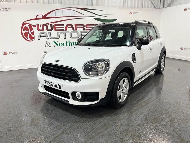 Used Mini Cooper D Classic 150 HP (110 kW) 2019 White Hatchback