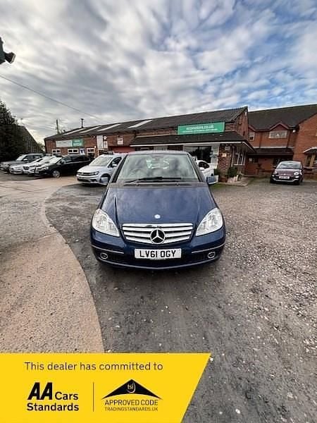 Blue Used 2012 Mercedes A160 Avantgarde Hatchback | £3,999 (Fair price) - Image 1/4