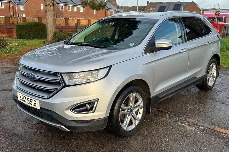 Used Ford Edge Titanium 210 HP (154 kW) 2016 Silver SUV