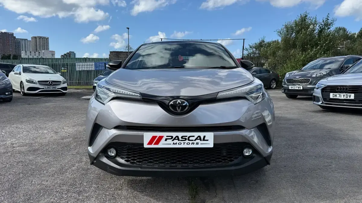 Used Toyota C-HR 116 HP (85 kW) 2018 Silver SUV