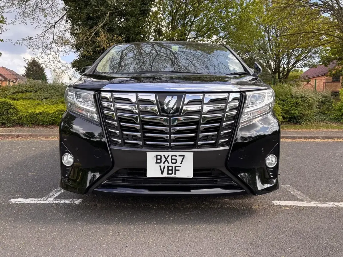 Usado Toyota Alphard 2026 Preto Monovolume