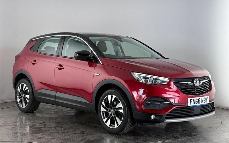 Used Vauxhall Grandland X Sport 131 HP (96 kW) 2019 Red SUV