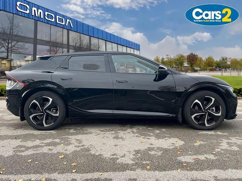 Black Used 2023 Kia EV6 GT-Line S SUV | £29,995 (Good price) - Image 1/4